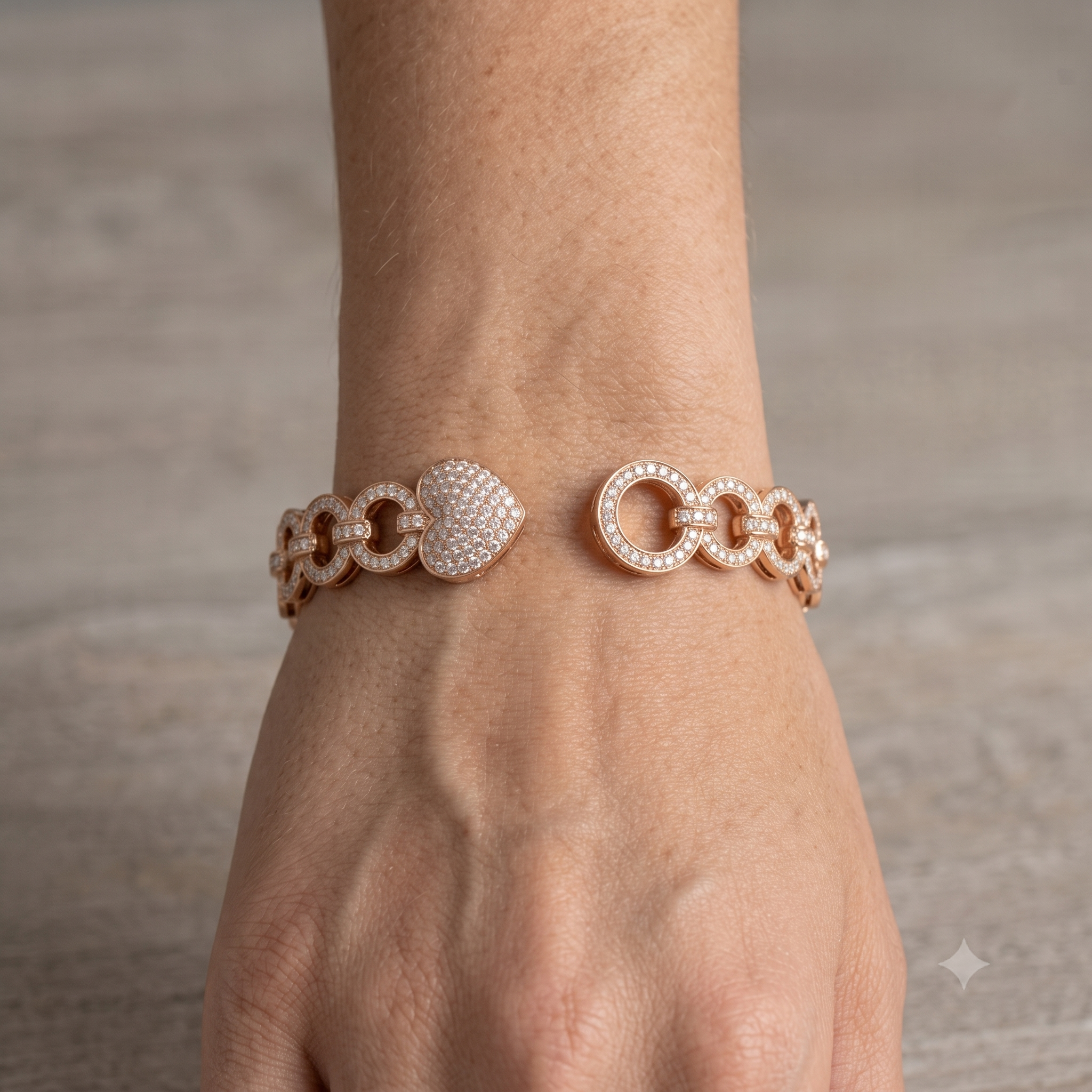 Rose gold Pavé Round Diamond Open Link Cuff Bracelet_2